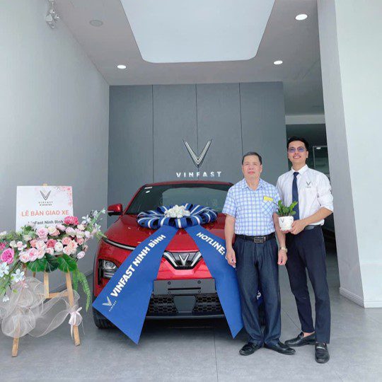 giao xe vinfast ninh bình